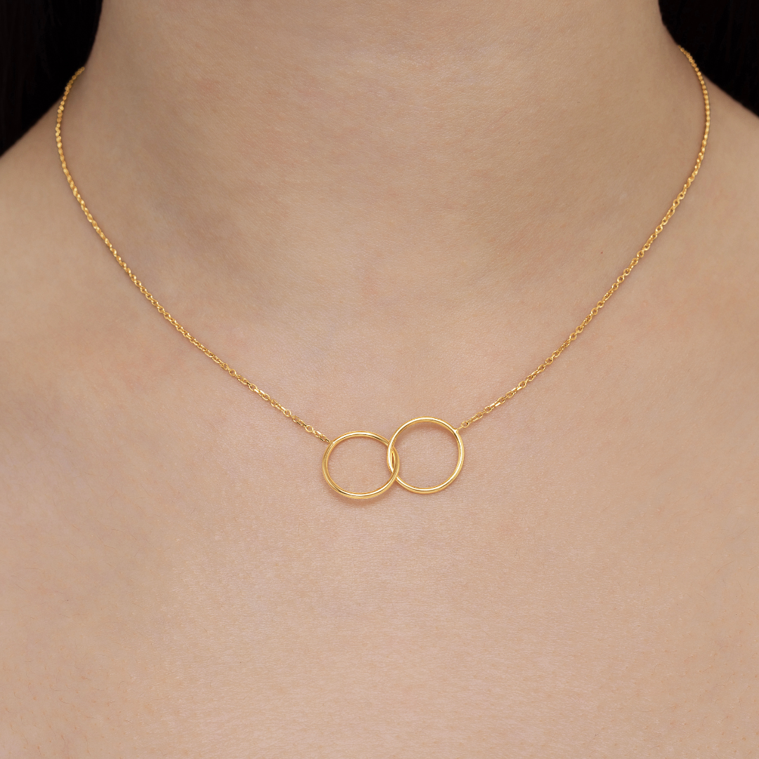 14K YELLOW GOLD INTERLOCKED CIRCLES NECKLACE