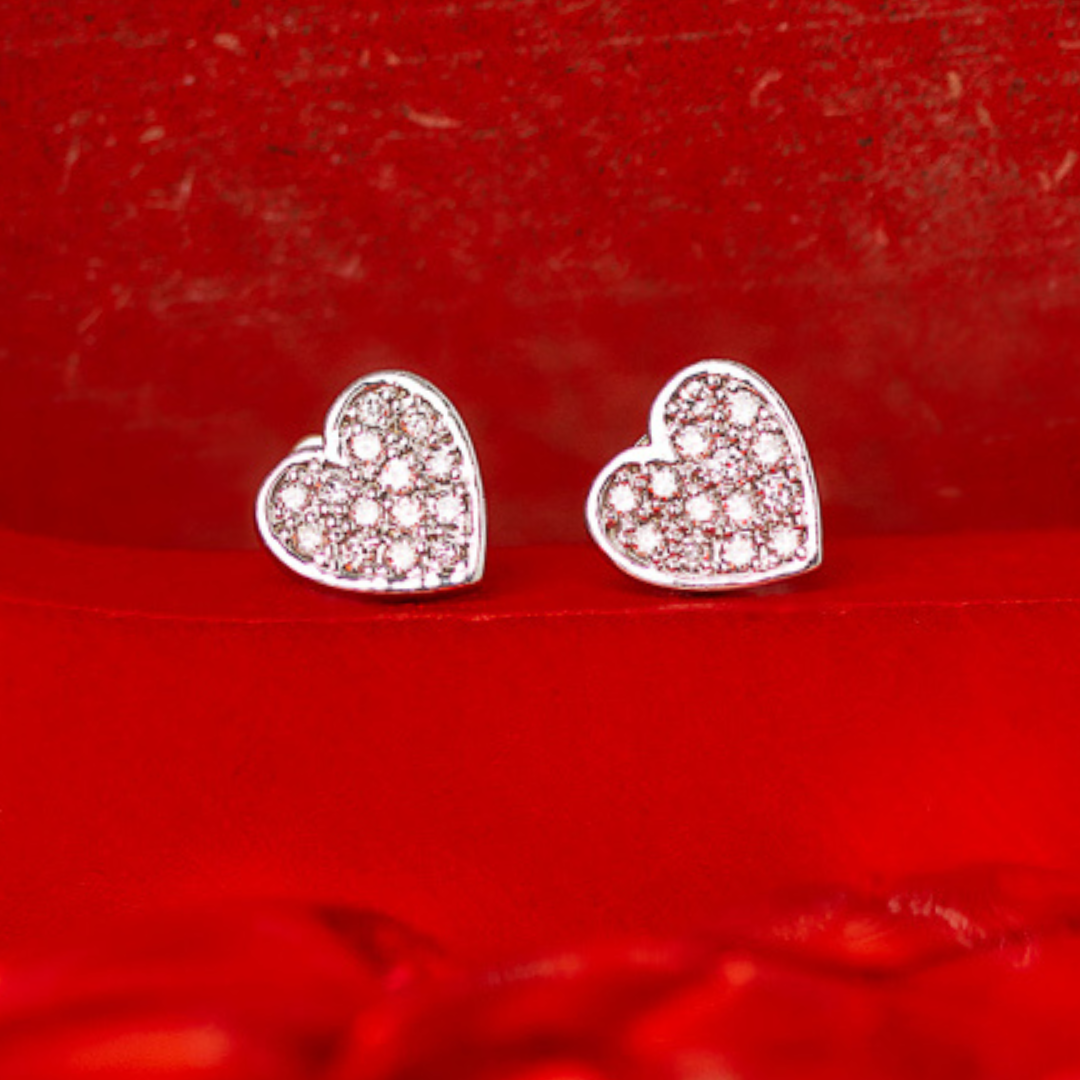 14K WHITE GOLD DIAMOND HEART STUDS
