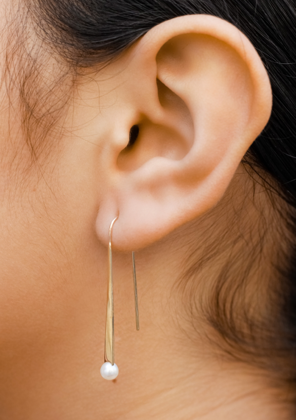 14K YELLOW GOLD GRAPHIC PEARL DROP EARRINGS